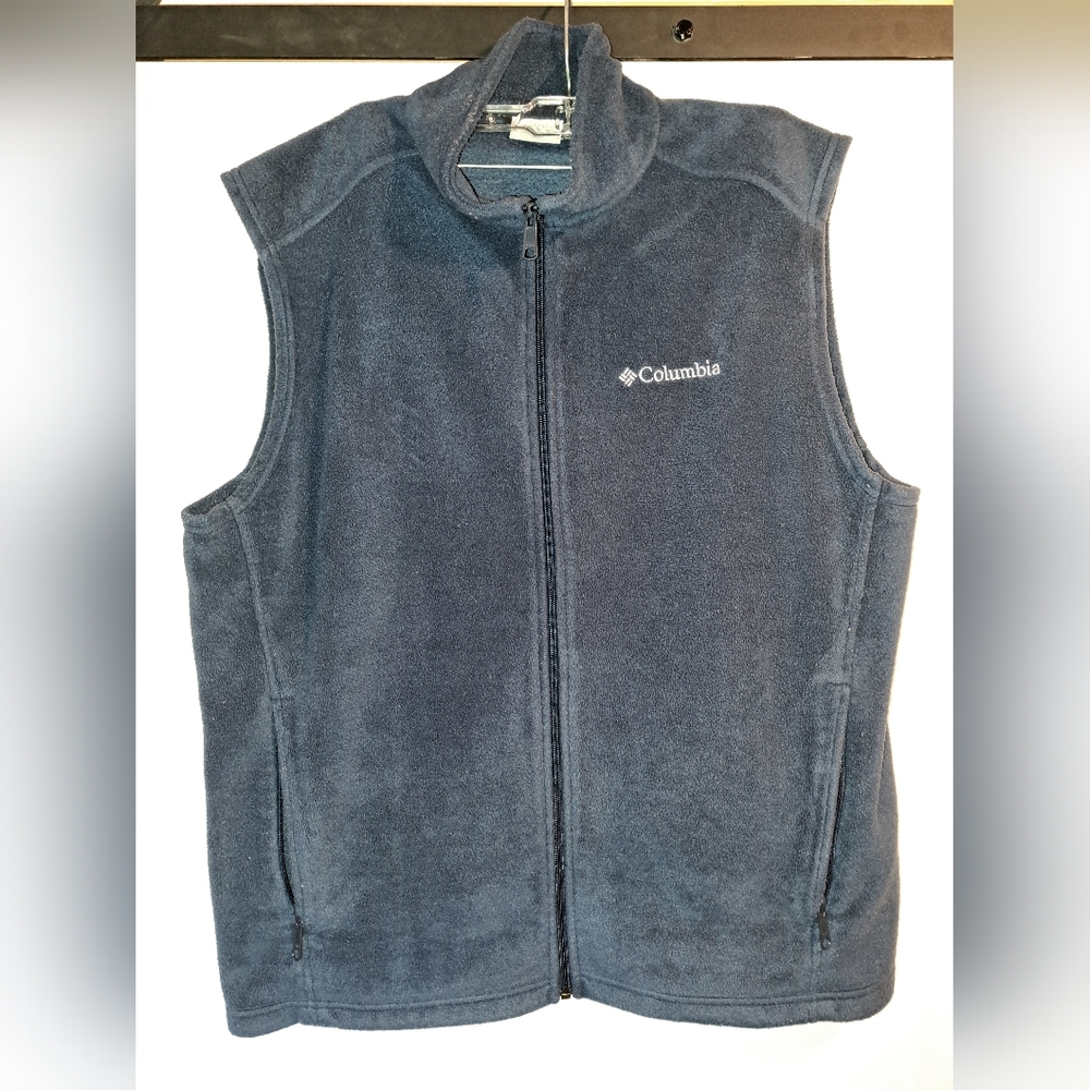 Columbia fleece vest